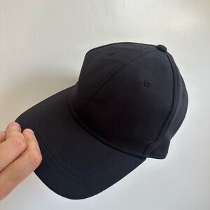 Lululemon Athletica Sleek Black Cap